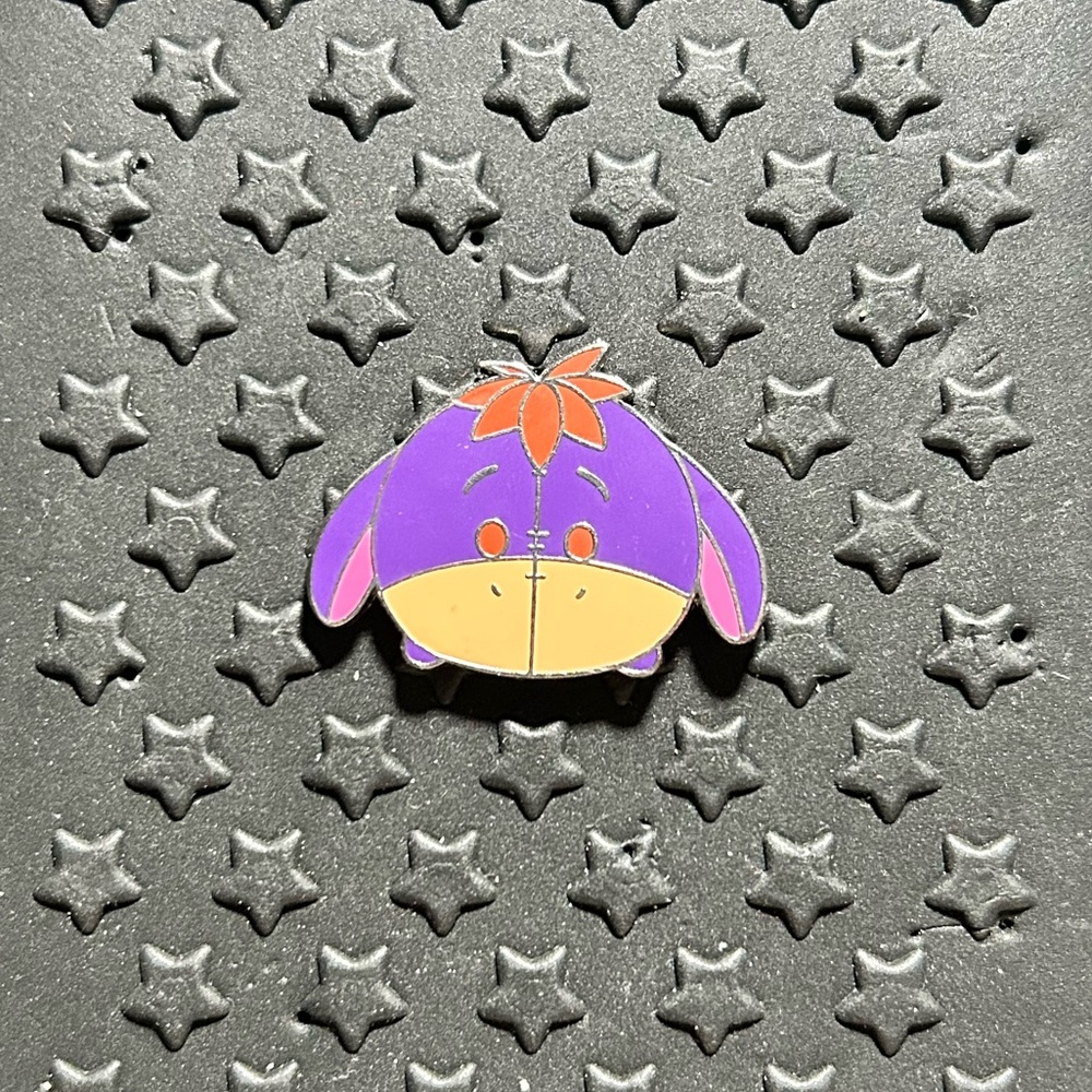 Eeyore Tsum Tsum Face Character Collection Individual Disney Trading Pin ~ New